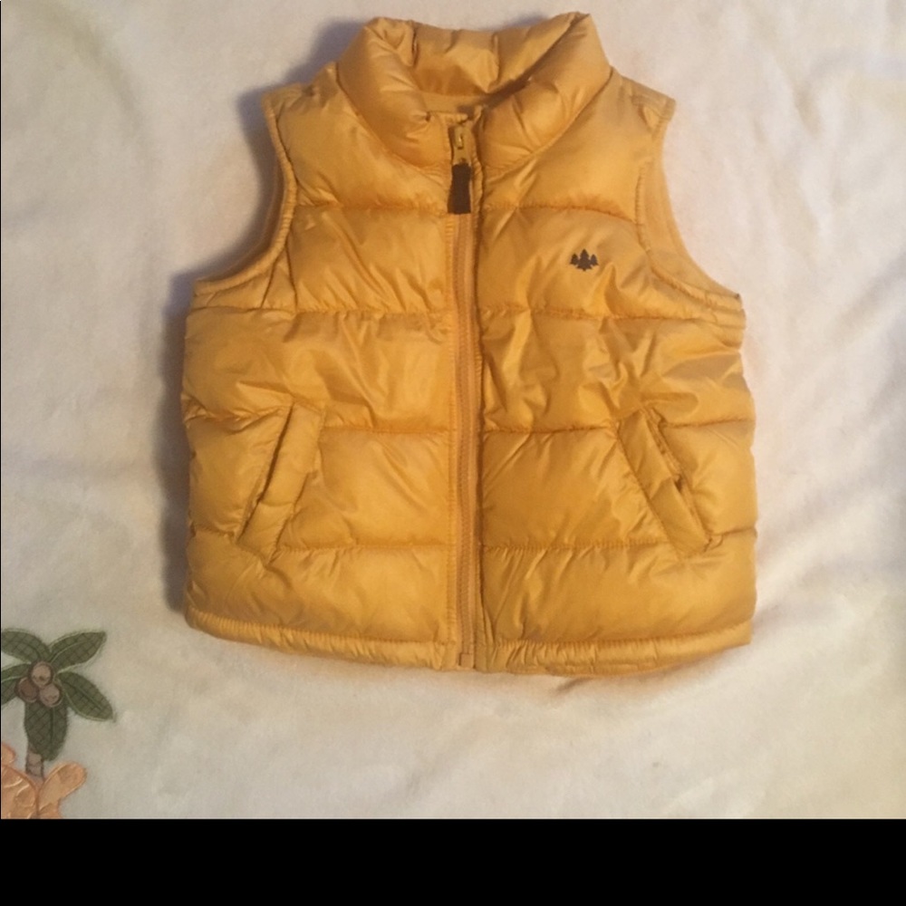 Old Navy Puffer Vest